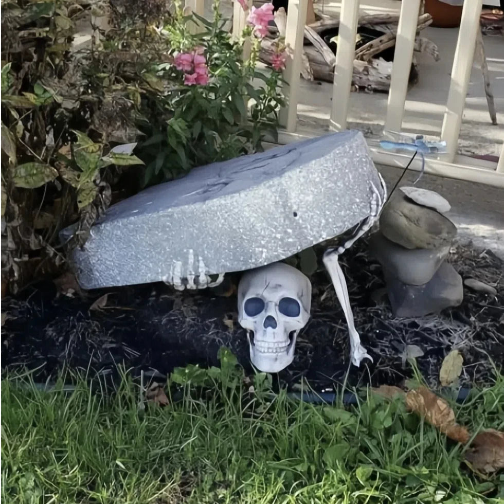 Halloween Skeleton Stakes – Realistic Skull & Bones Decoration