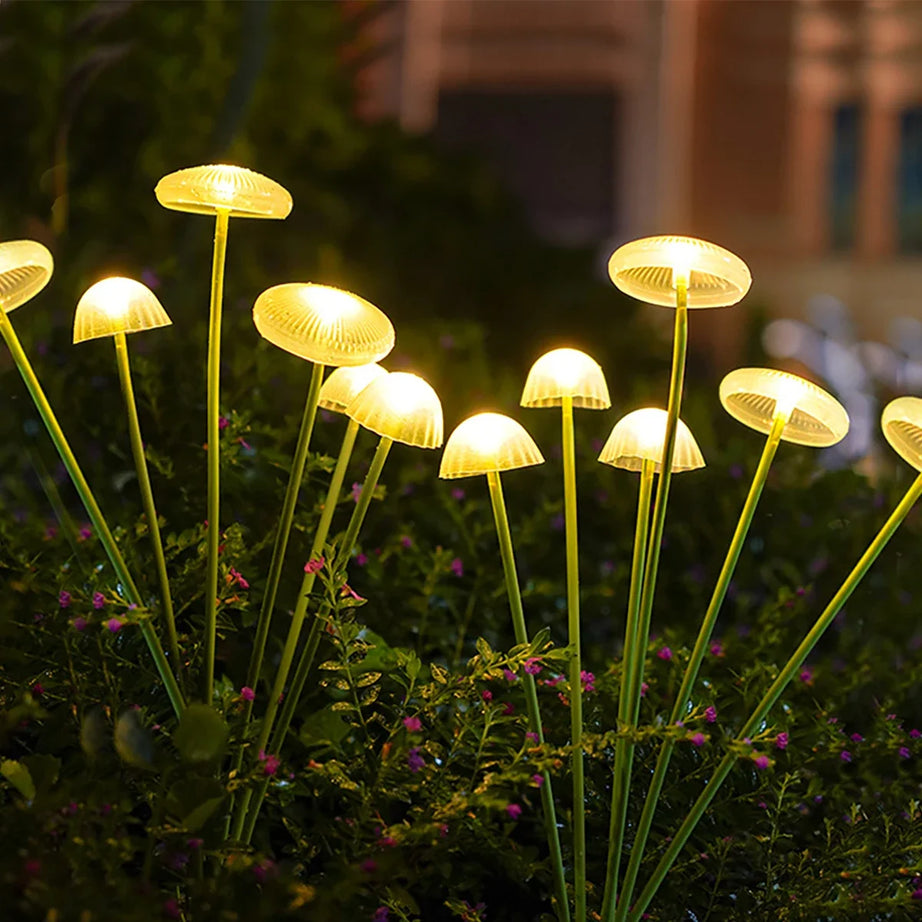 SolarGlow Jellyfish Mushroom Lamp – Outdoor Garden LED Light