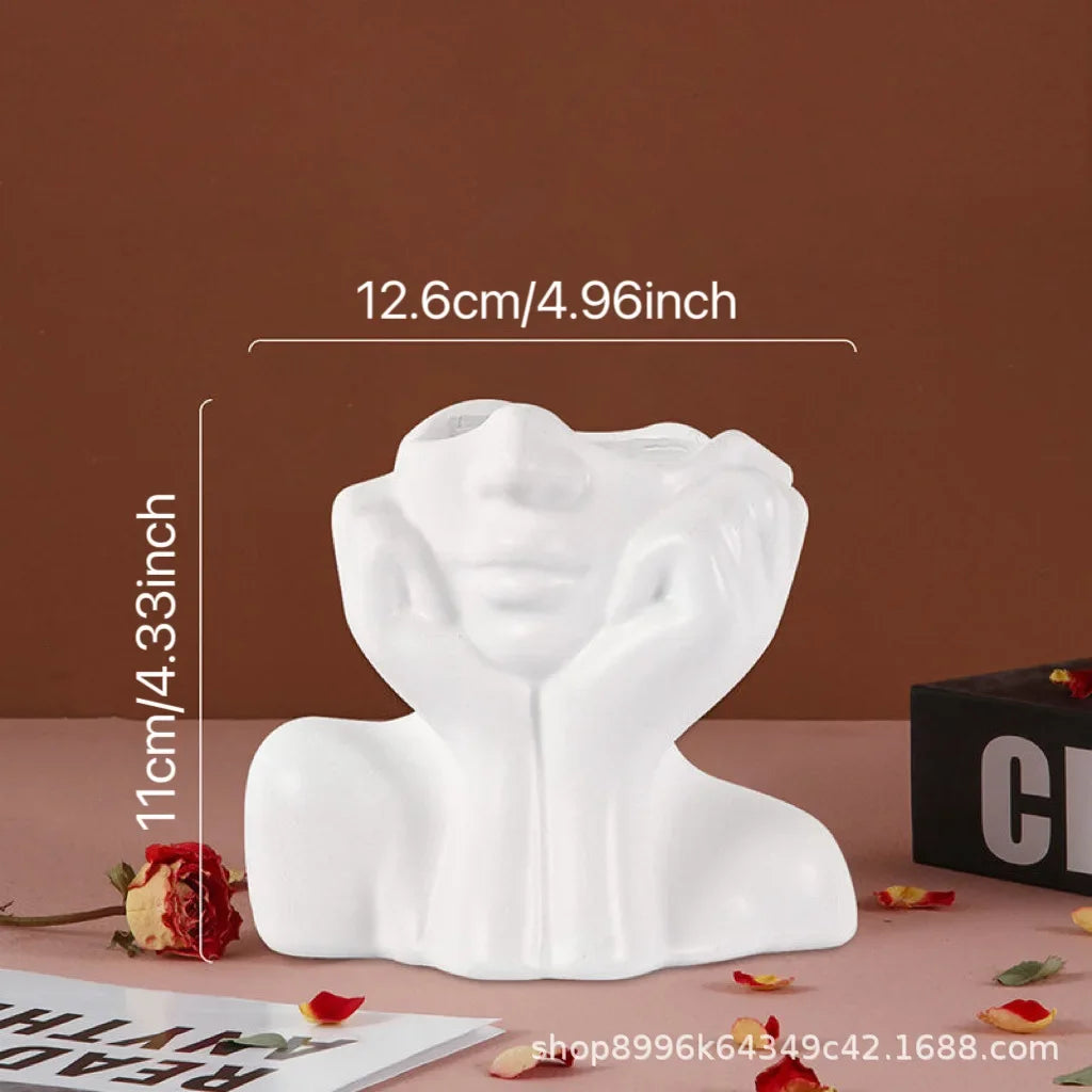 BodyForm resin vase — hero view