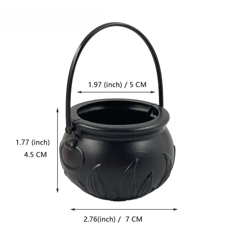 Black cauldron mini bucket—about 7 cm wide, 4.5 cm tall
