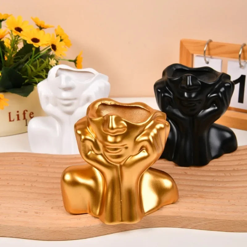 Minimal home decor styling