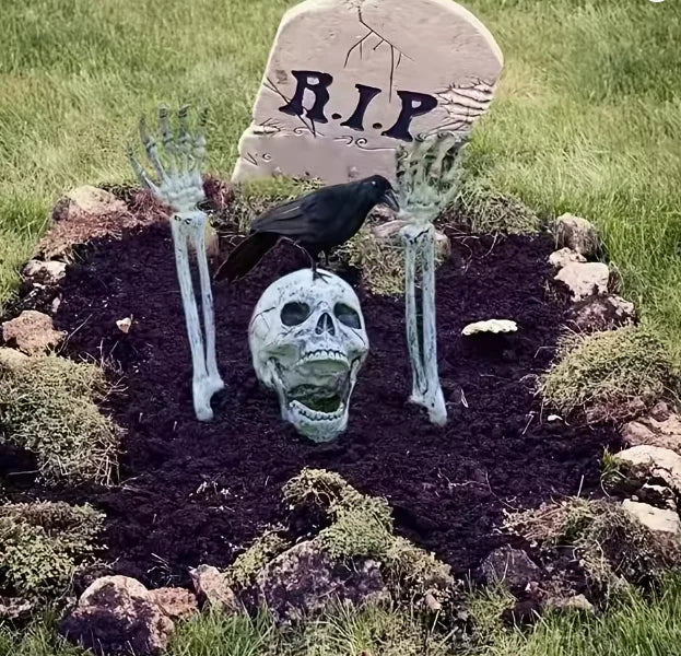 Halloween Skeleton Stakes – Realistic Skull & Bones Decoration